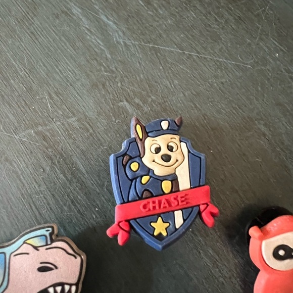 Croc Jibbitz silicon. Holiday, dinosaur, Darth Vadar, Paw Patrol. - Picture 7 of 10